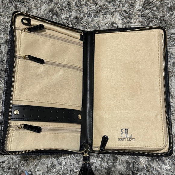 NEW BONY LEVY Die-Cut Large Jewelry Black Portfolio Case Gold hardwre LusterLoc